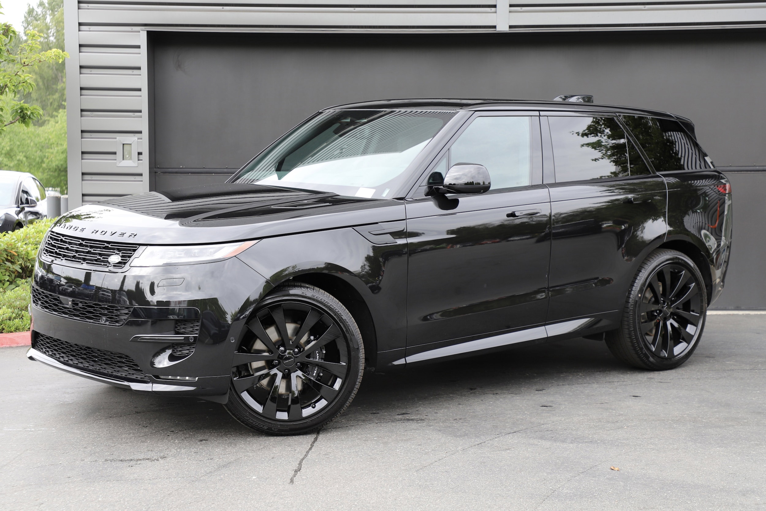2026 Land Rover Range Rover Sport P400 MHEV Dynamic SE's photo