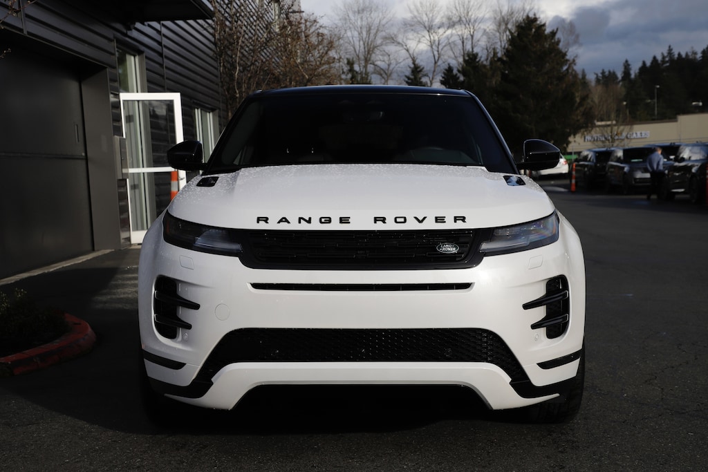 New 2025 Land Rover Range Rover Evoque Dynamic SE SUV