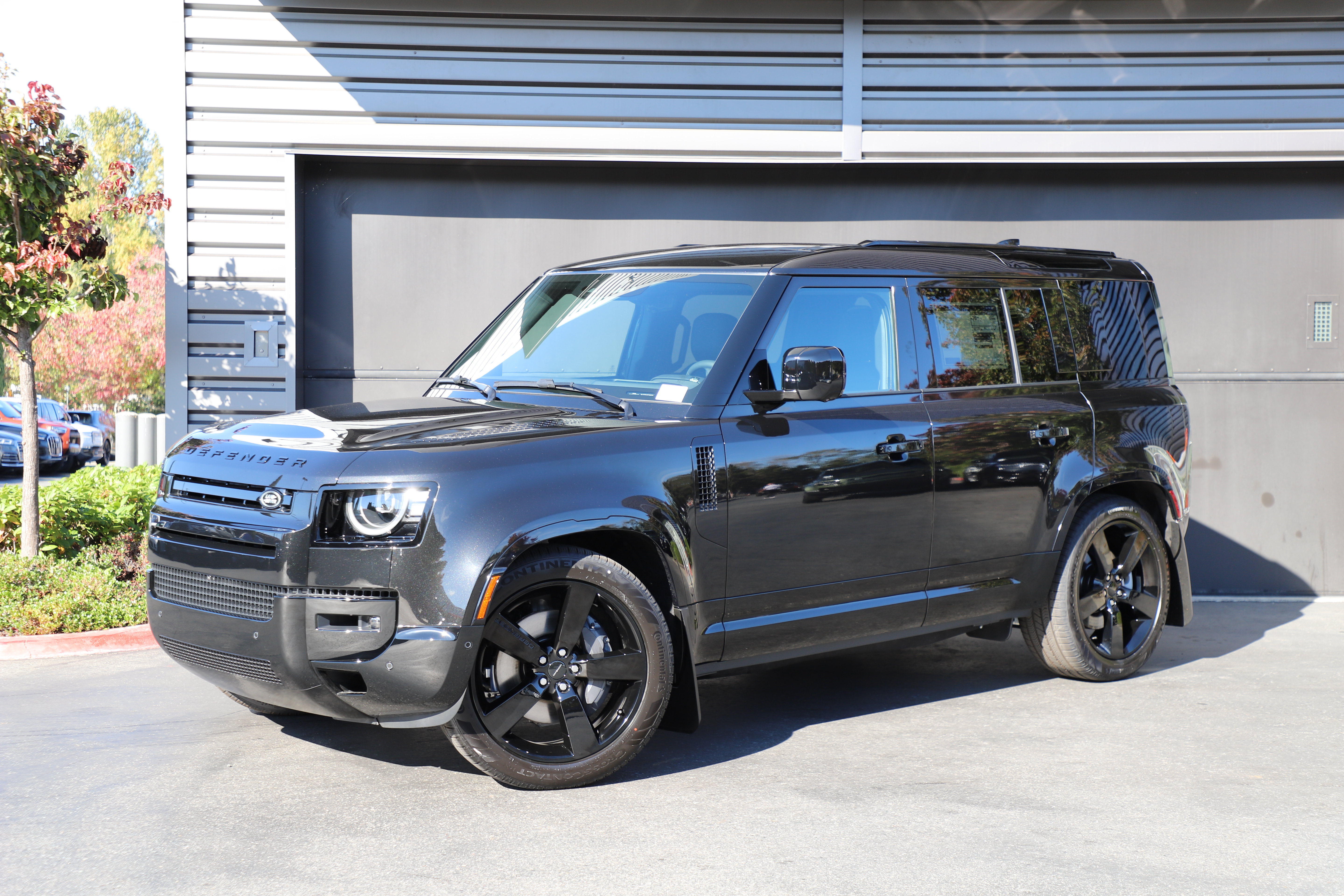 New 2026 Land Rover Defender 110 P400 X-Dynamic SE SUV