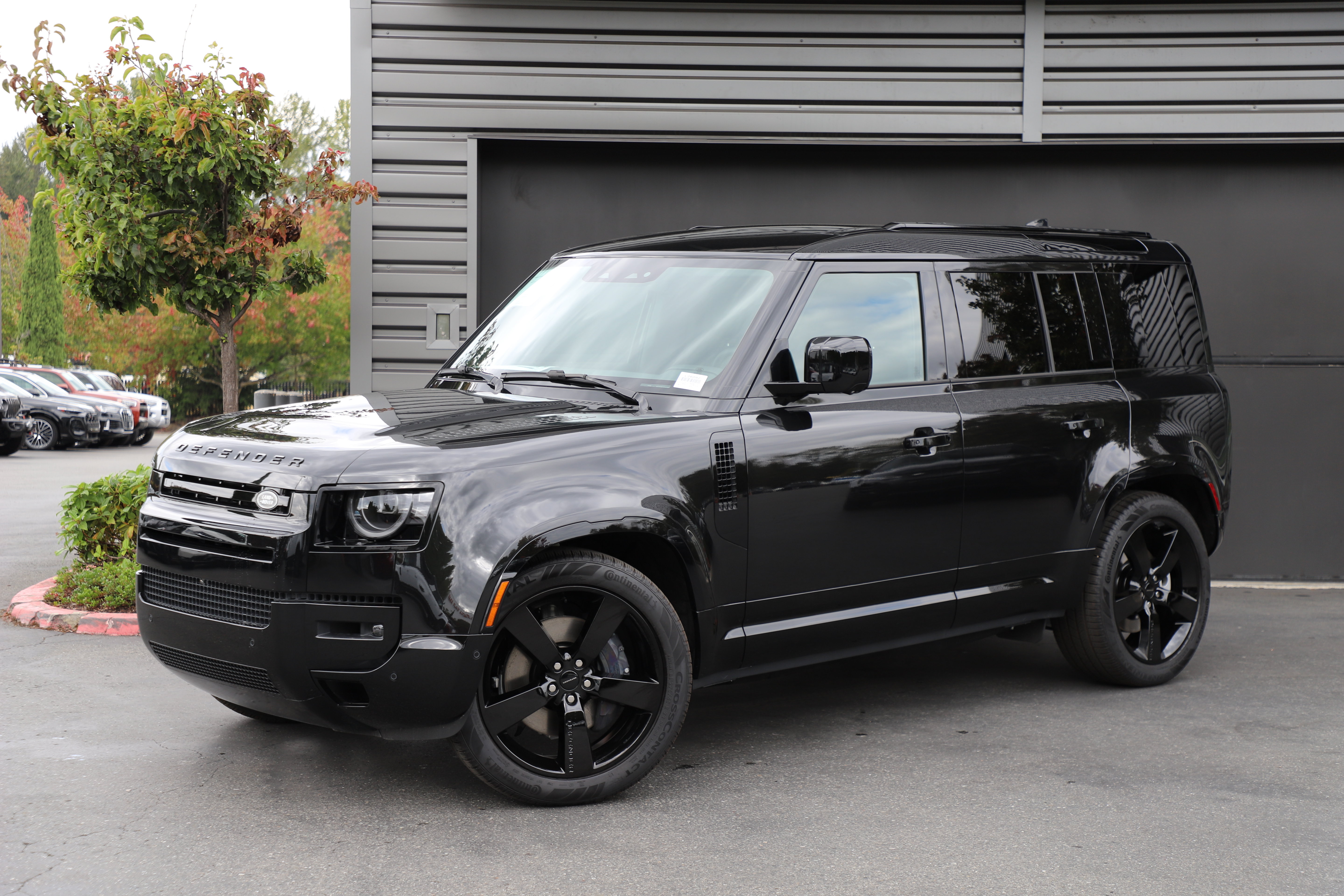 New 2026 Land Rover Defender 110 P400 X-Dynamic SE SUV