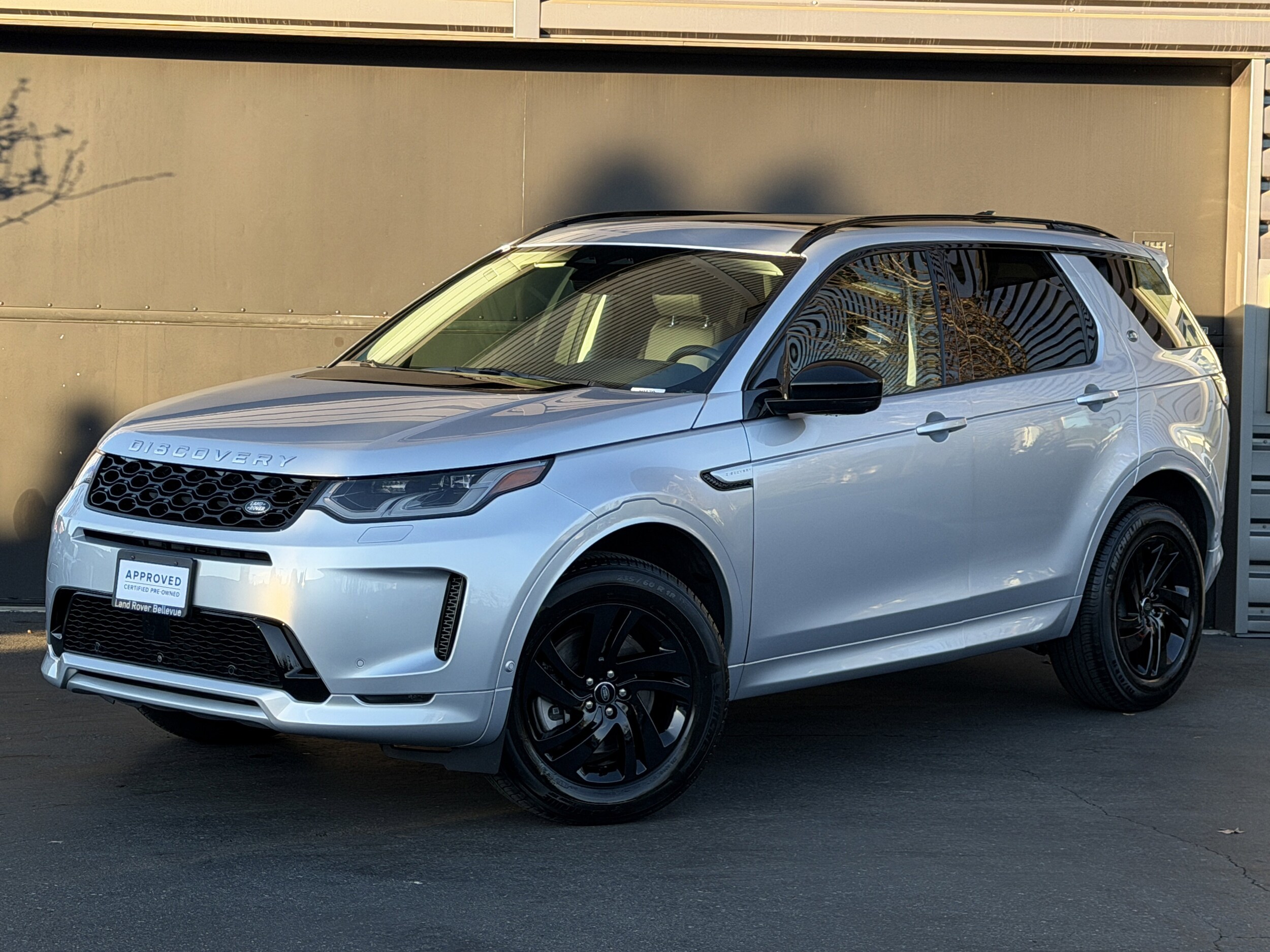 2025 Land Rover Discovery Sport S