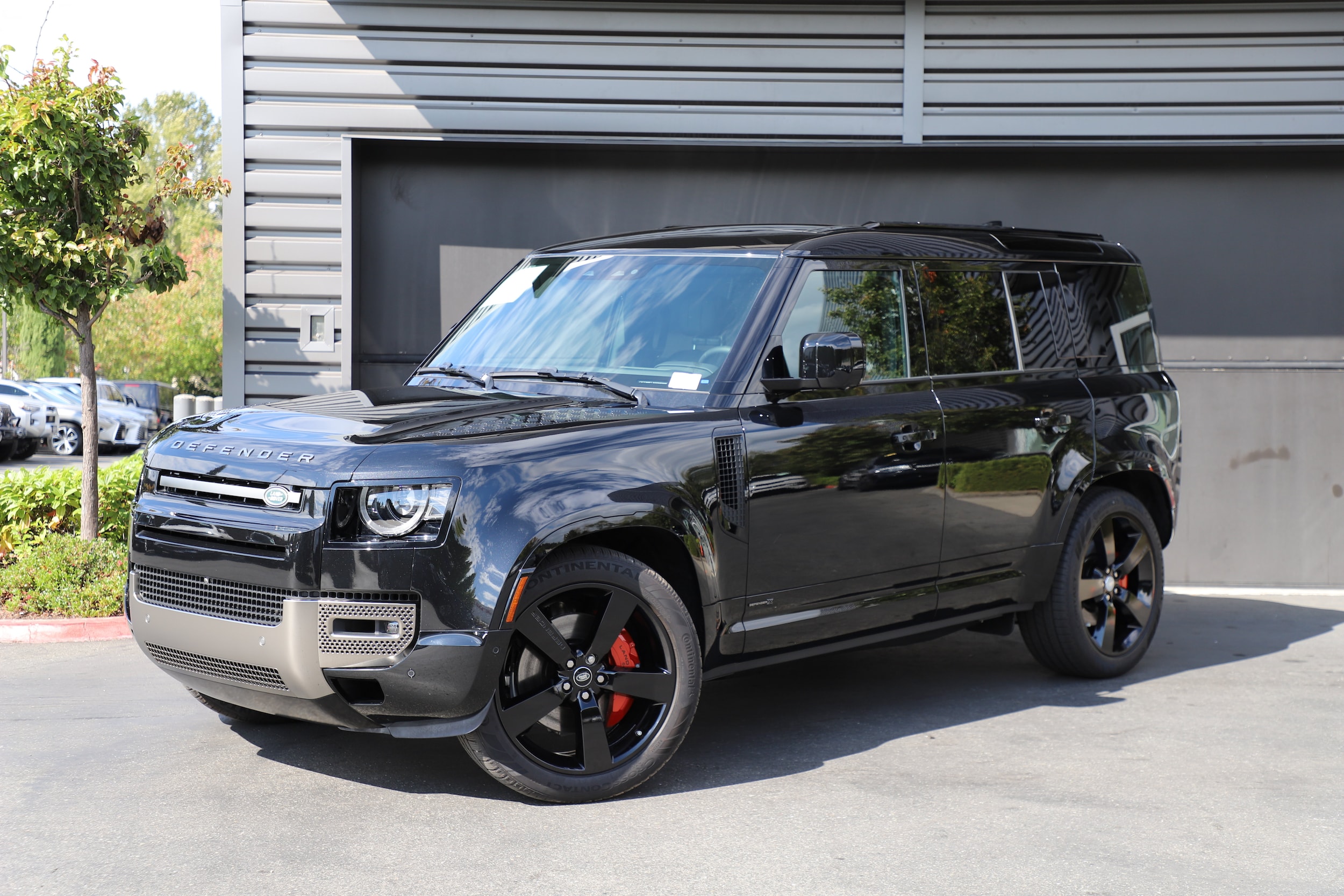 2025 Land Rover Defender
