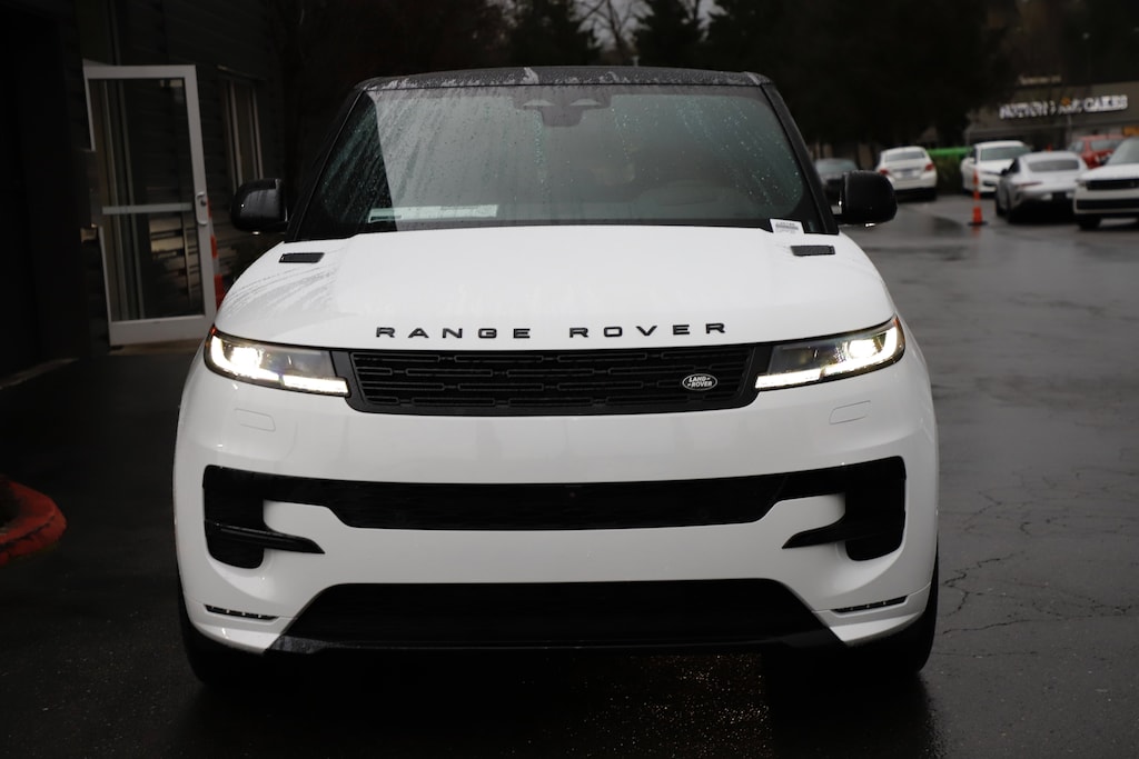 New 2026 Land Rover Range Rover Sport Dynamic SE SUV