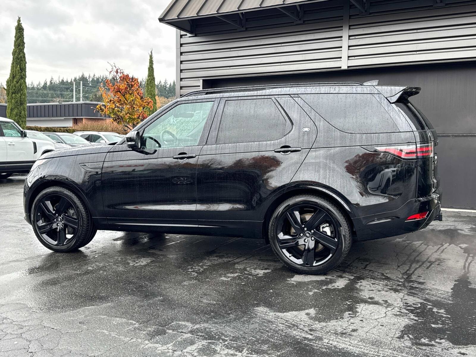 2025 Land Rover Discovery SE photo 4