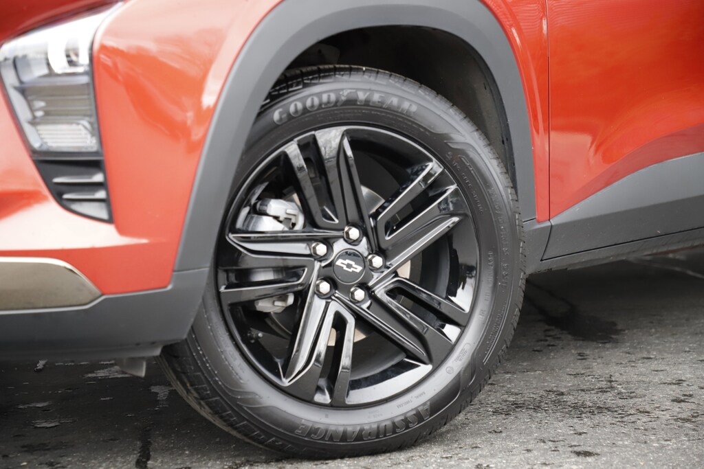 Used 2024 Chevrolet Trax ACTIV SUV