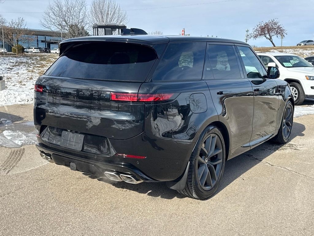 Used 2025 Land Rover Range Rover Sport P530 Dynamic SE SUV