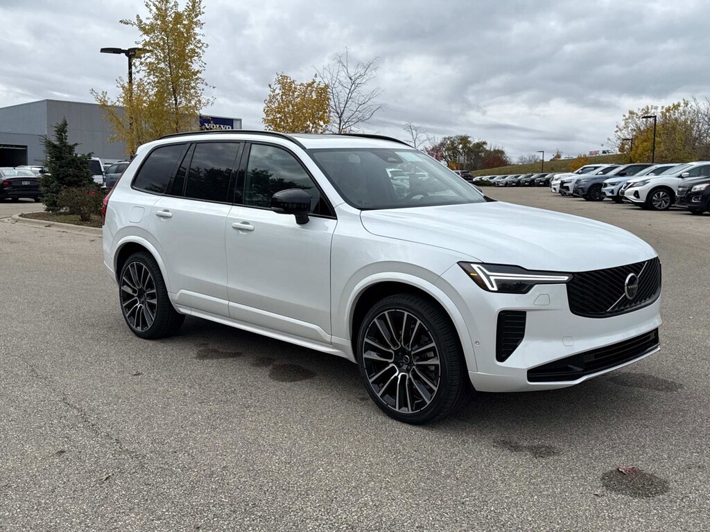 New 2026 Volvo XC90 B6 Ultra Dark Theme 7-Seater SUV