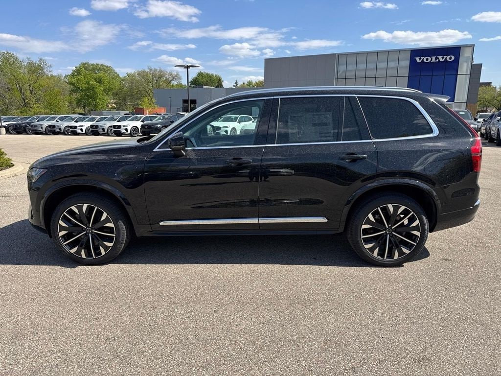New 2026 Volvo XC90 plug-in hybrid T8 Ultra 7-Seater SUV
