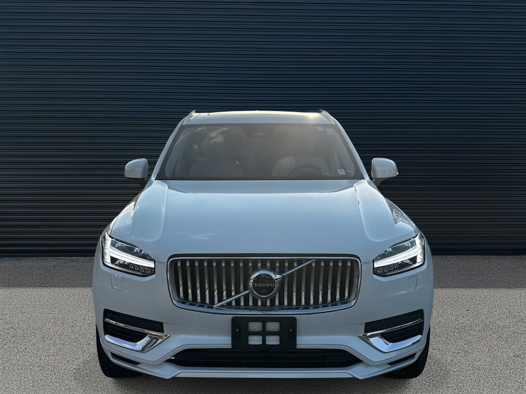 Certified 2023 Volvo XC90 Recharge Plug-In Hybrid Ultimate 6-Seater SUV