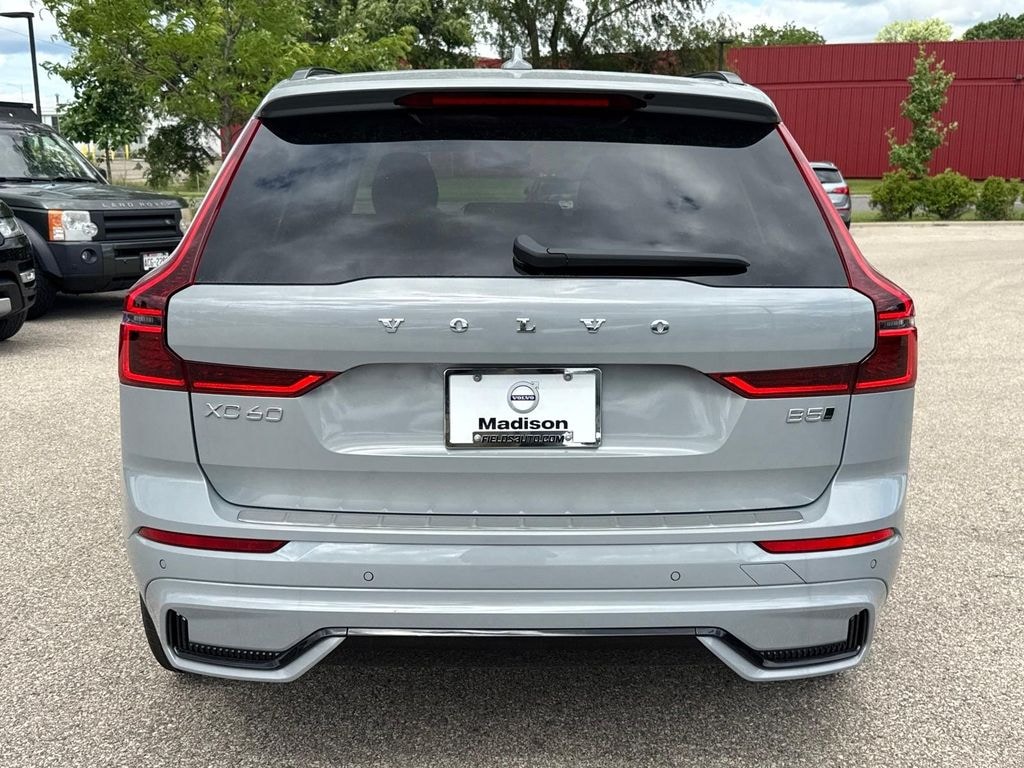 New 2026 Volvo XC60 B5 Plus SUV
