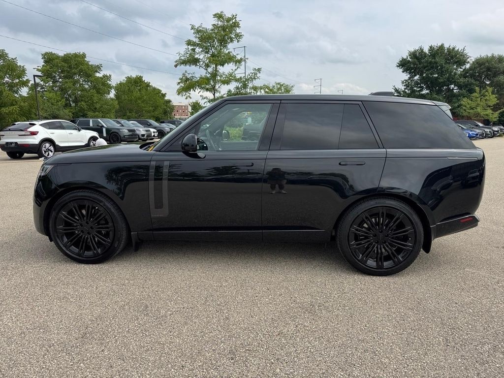 Used 2026 Land Rover Range Rover P530 Autobiography SUV