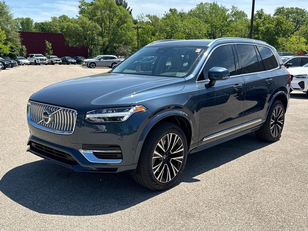 2025 Volvo XC90 T8 Recharge Plus Bright 6-Seater 4WD's photo