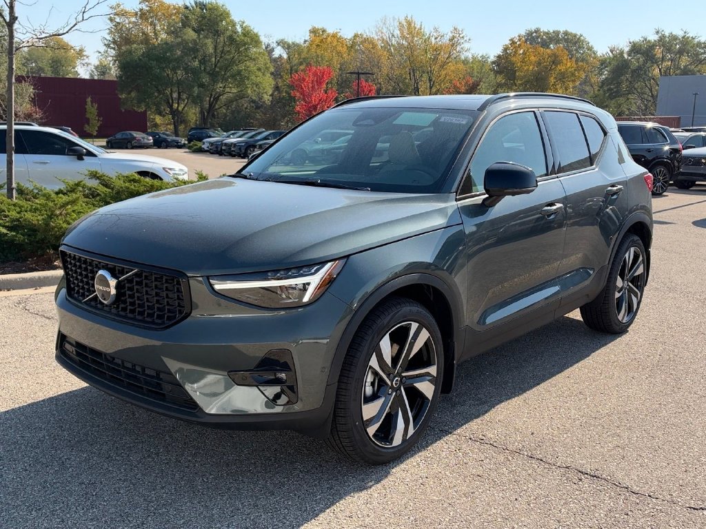 2026 Volvo XC40 B5 Ultra AWD SUV