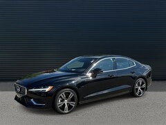 2021 Volvo S60 Recharge Plug-In Hybrid T8 Inscription Sedan
