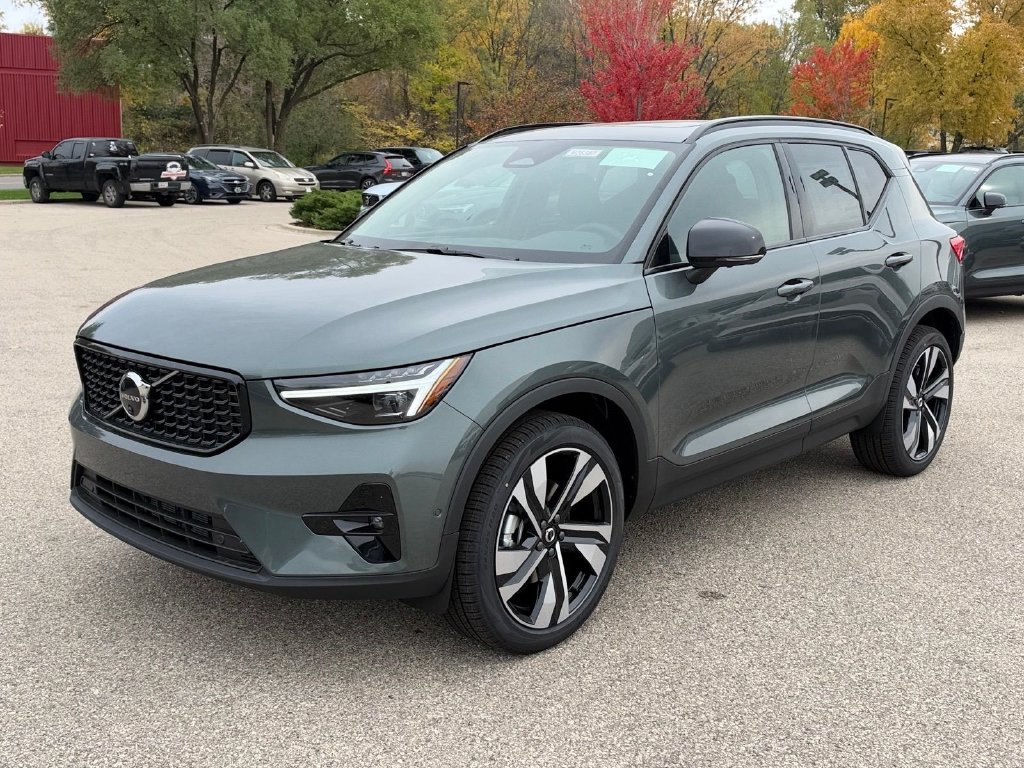 2026 Volvo XC40 B5 Ultra AWD SUV