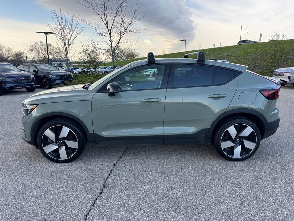 Used 2023 Volvo C40 Ultimate with VIN YV4ED3GM6P2048621 for sale in Madison, WI