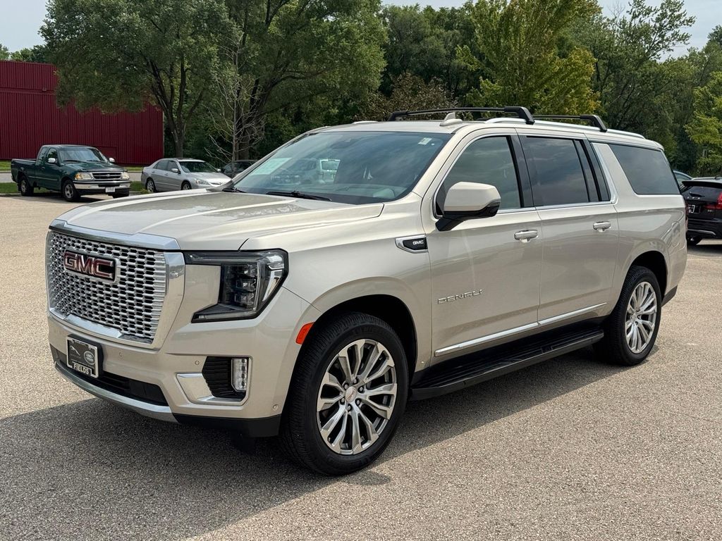 2023 GMC Yukon XL