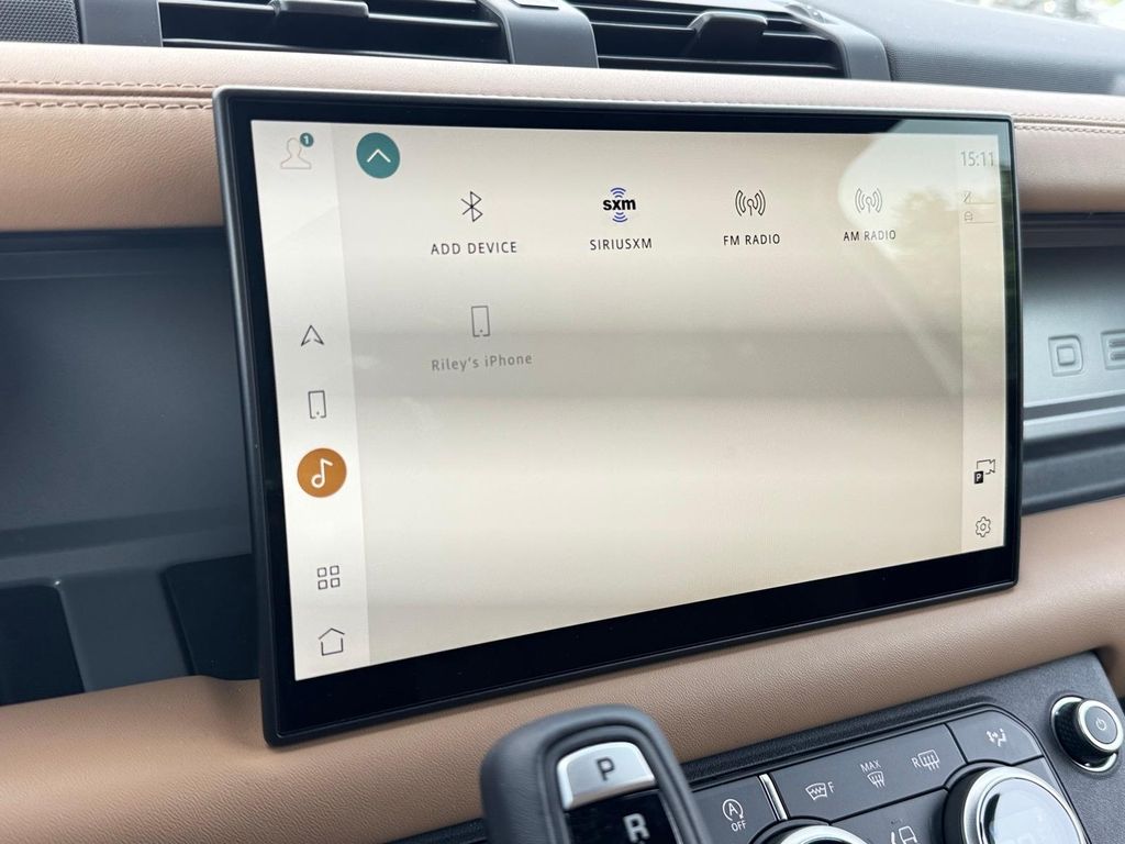 2025 Land Rover Defender V8 - Photo 17