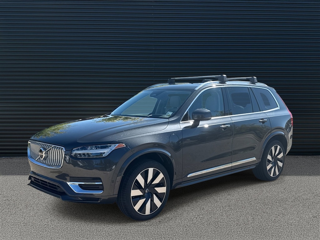 Certified 2024 Volvo XC90 plug-in hybrid T8 Ultimate Bright 7-Seater SUV