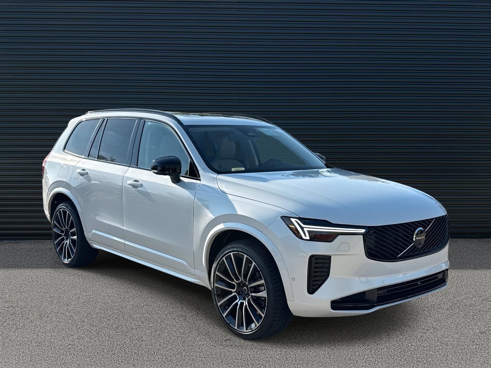 2026 Volvo XC90 Ultra's photo