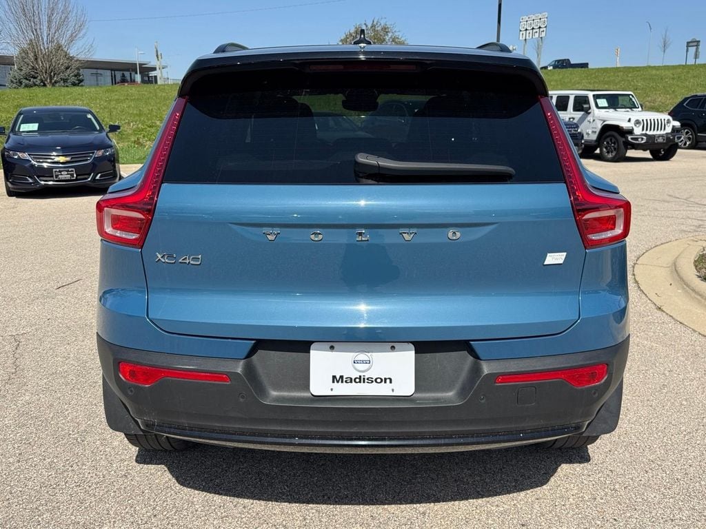 Certified 2023 Volvo XC40 Recharge Pure Electric Ultimate SUV