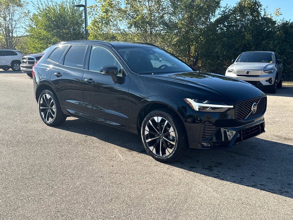 New 2026 Volvo XC60 B5 Plus SUV