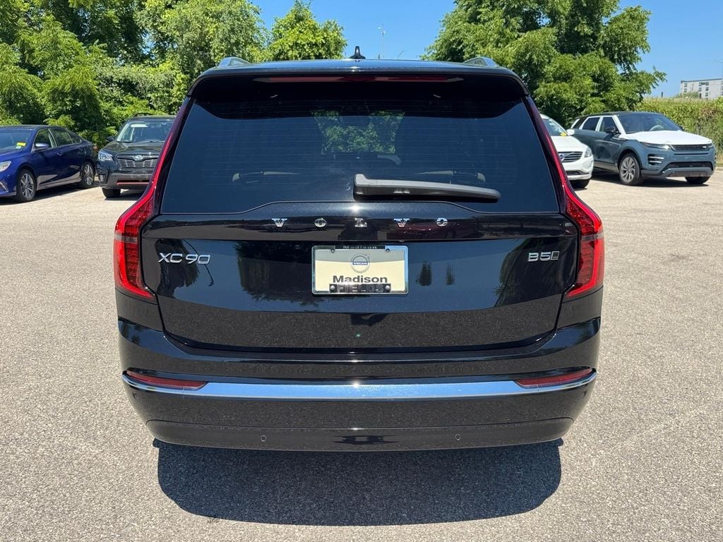 Certified 2025 Volvo XC90 B5 (2025.5) Plus 7-Seater SUV