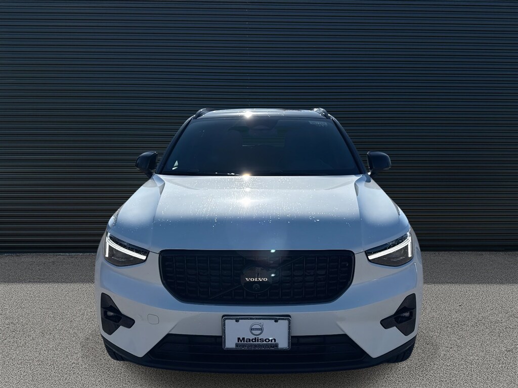 New 2026 Volvo XC40 B5 Ultra Black Edition SUV