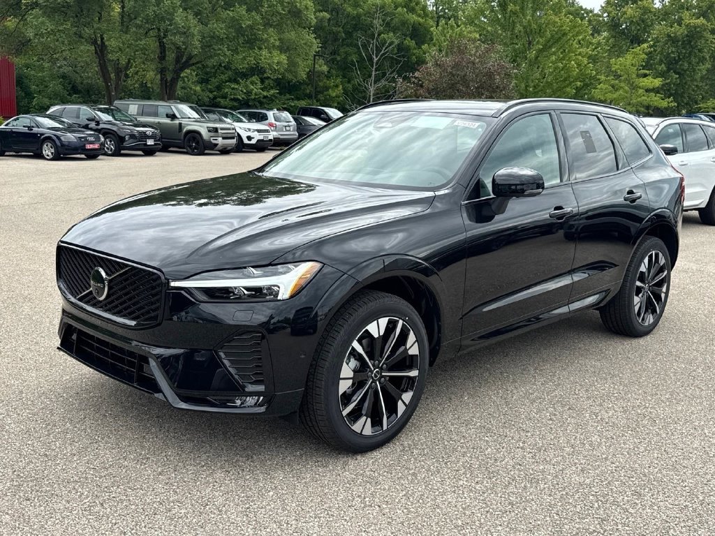 2026 Volvo XC60 Plus