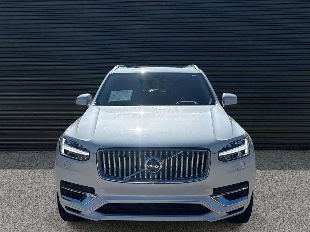 Certified 2025 Volvo XC90 plug-in hybrid T8 Ultra 7-Seater SUV