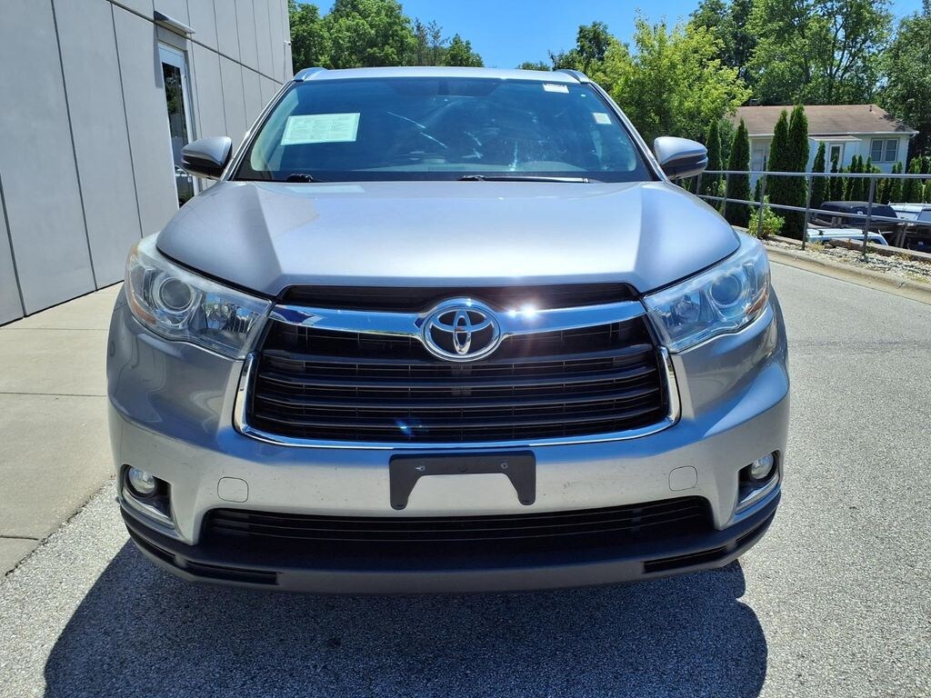 Used 2014 Toyota Highlander Limited V6 SUV