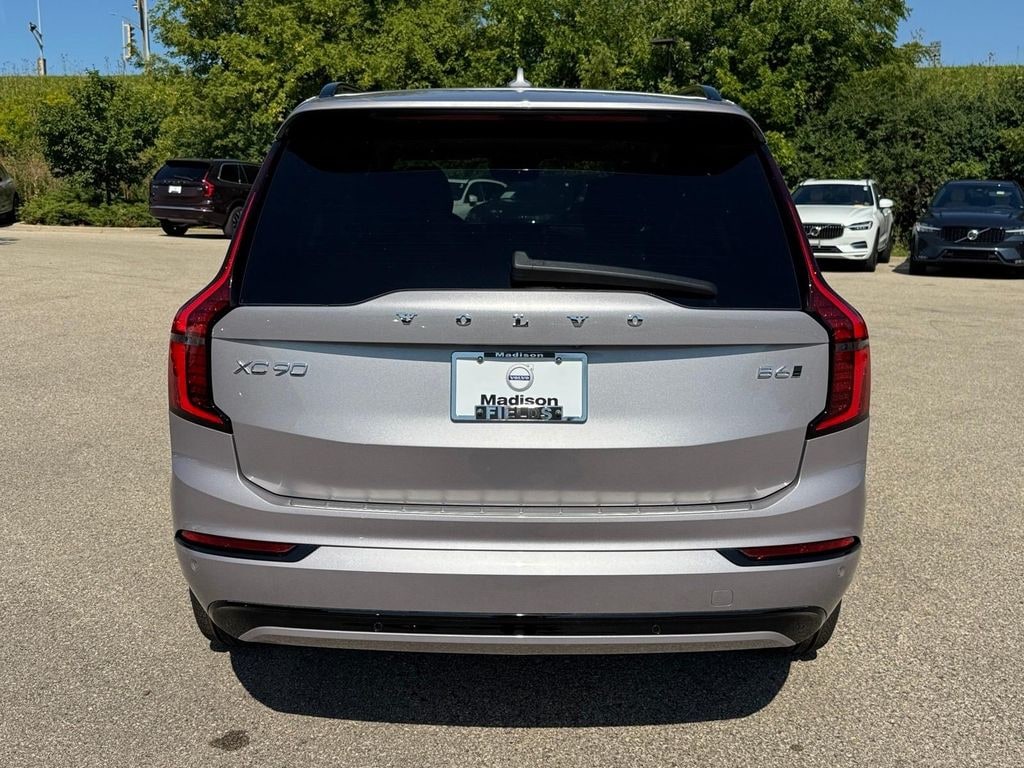 New 2026 Volvo XC90 B6 Ultra Dark Theme 7-Seater SUV