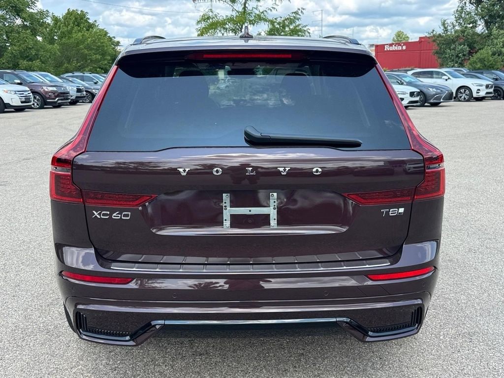 New 2026 Volvo XC60 plug-in hybrid T8 Ultra SUV