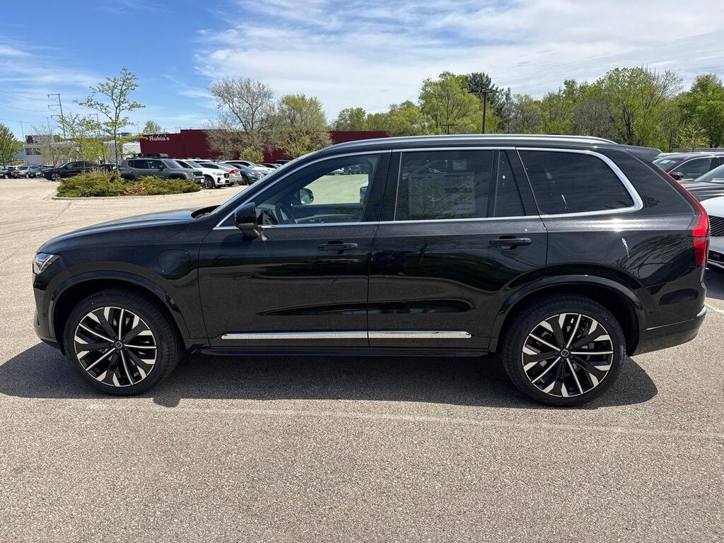 New 2026 Volvo XC90 plug-in hybrid T8 Plus 7-Seater SUV