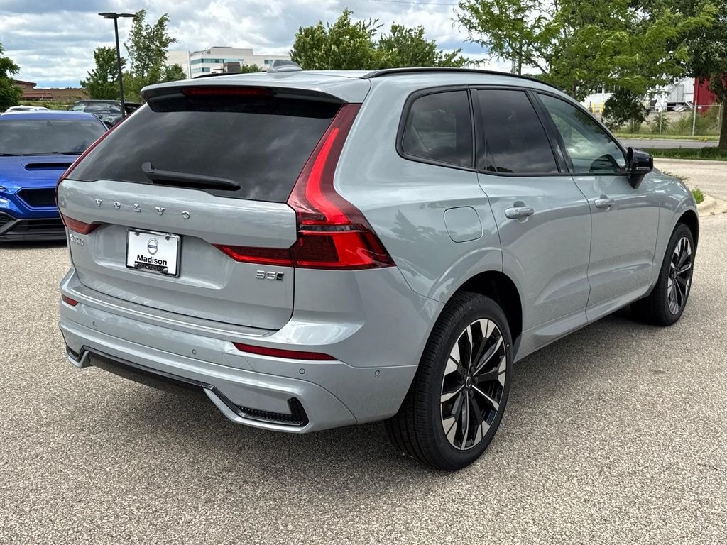 New 2026 Volvo XC60 B5 Plus SUV