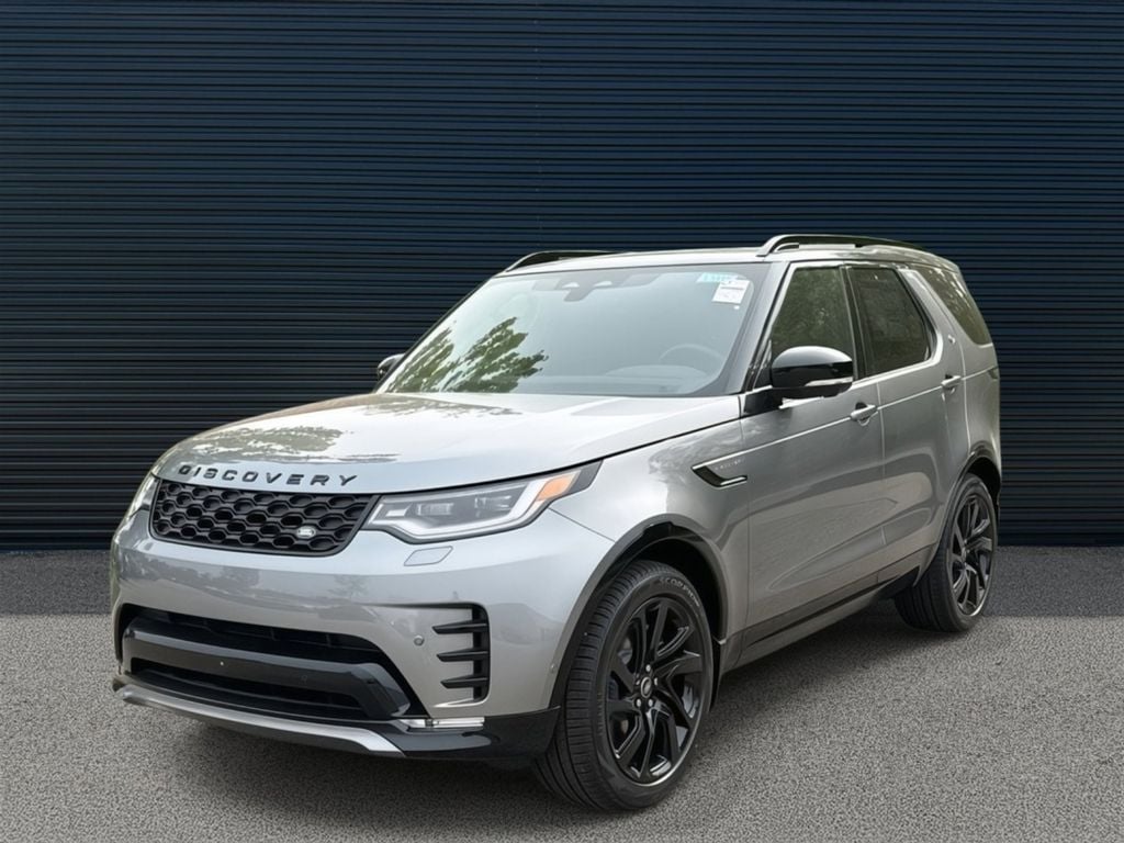 2025 Land Rover Discovery P300 Dynamic SE's photo