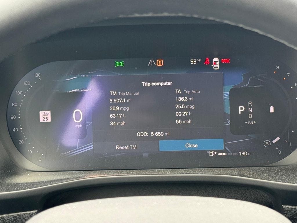 2026 Volvo XC40 Plus - Photo 12