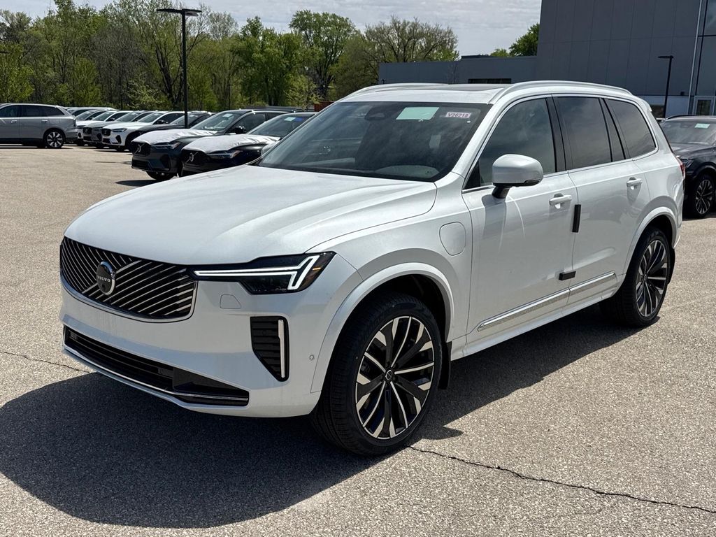 2026 Volvo XC90 T8 Recharge Plus Bright 7-Seat 4WD's photo