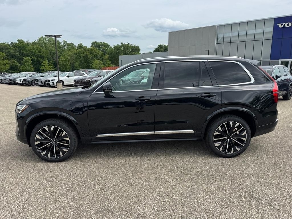 New 2026 Volvo XC90 plug-in hybrid T8 Plus 7-Seater SUV