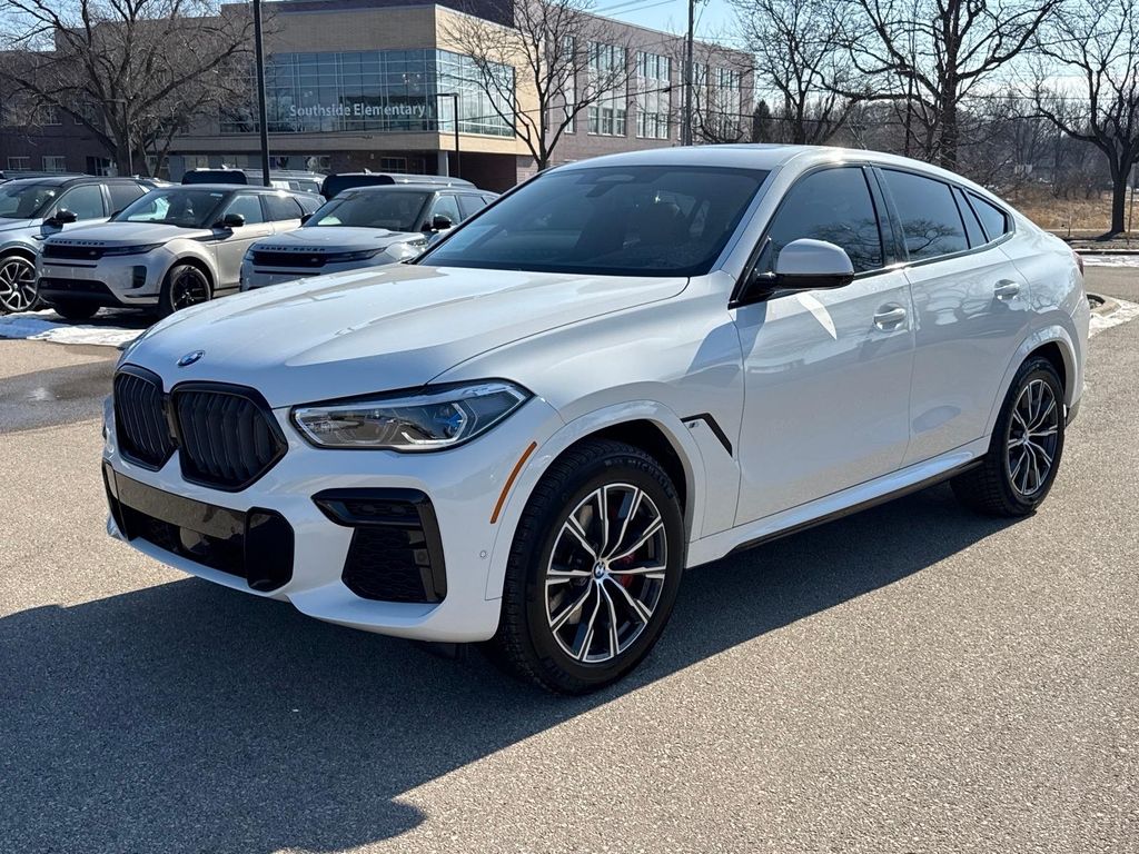 2023 BMW X6