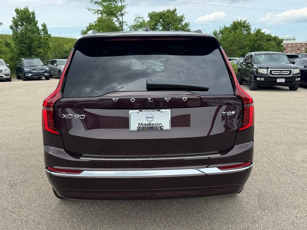 New 2026 Volvo XC90 plug-in hybrid T8 Ultra 7-Seater SUV