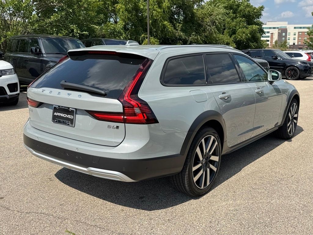 Certified 2025 Volvo V90 Cross Country B6 Ultra Wagon