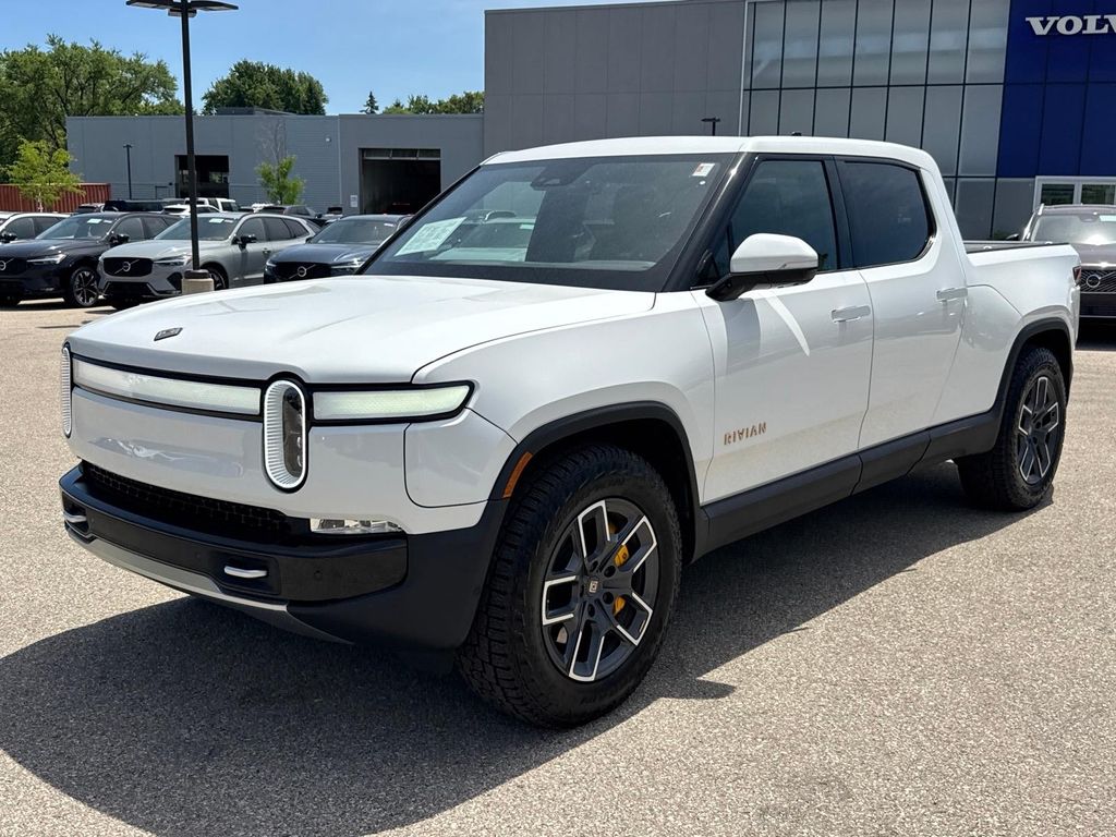 2022 Rivian R1T Adventure's photo