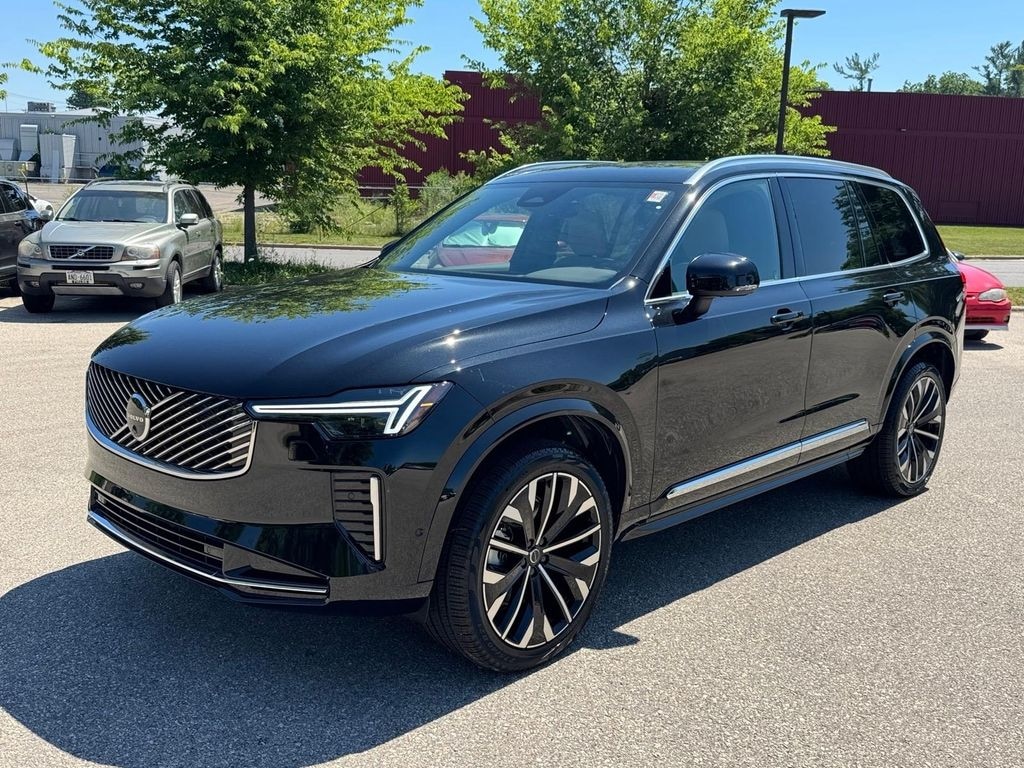 Certified 2025 Volvo XC90 B5 (2025.5) Plus 7-Seater SUV