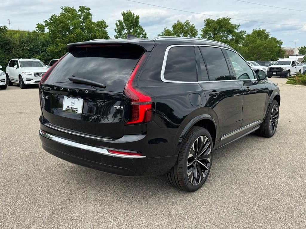New 2026 Volvo XC90 plug-in hybrid T8 Plus 7-Seater SUV