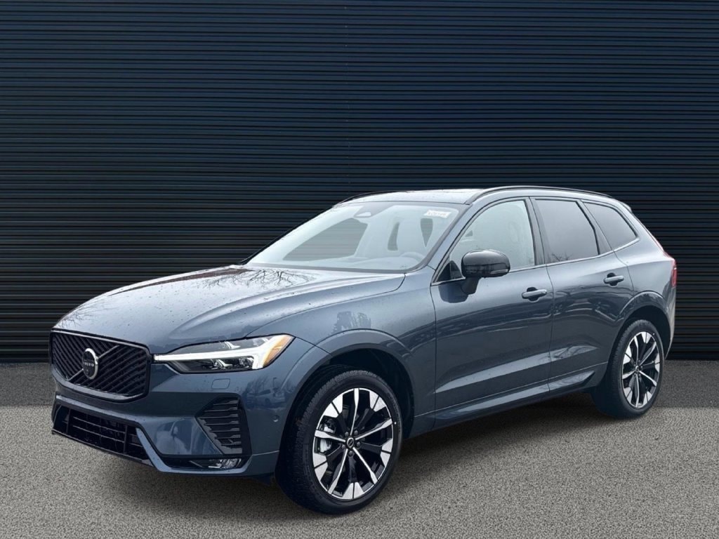 2026 Volvo XC60 Plus