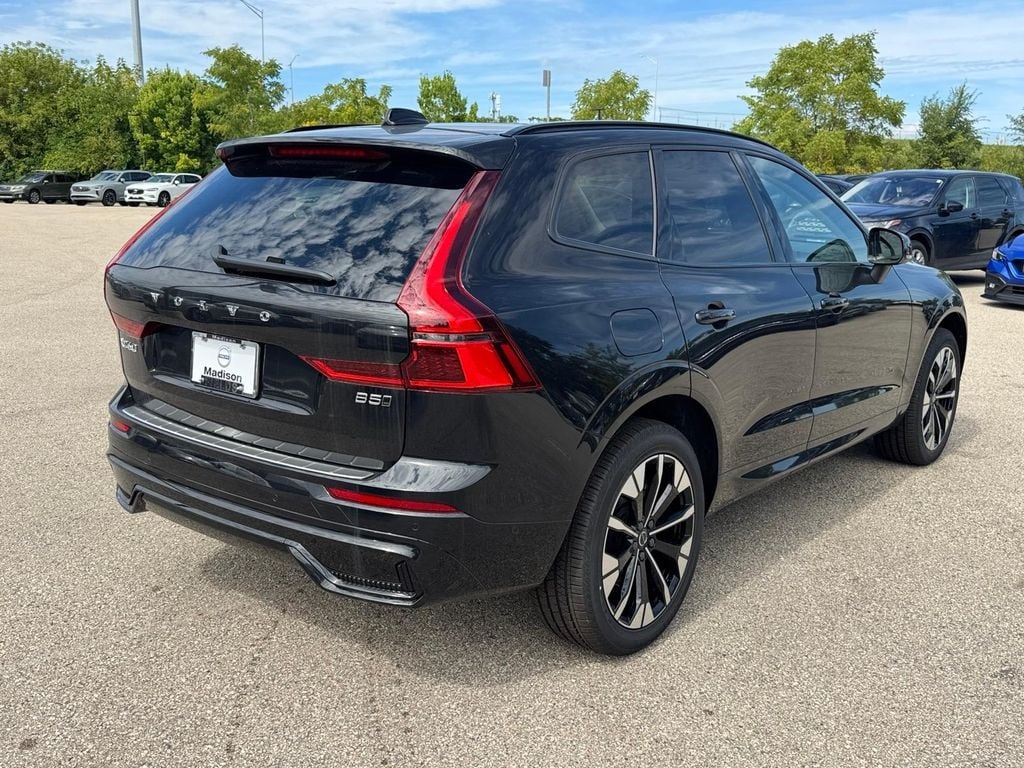New 2026 Volvo XC60 B5 Plus SUV