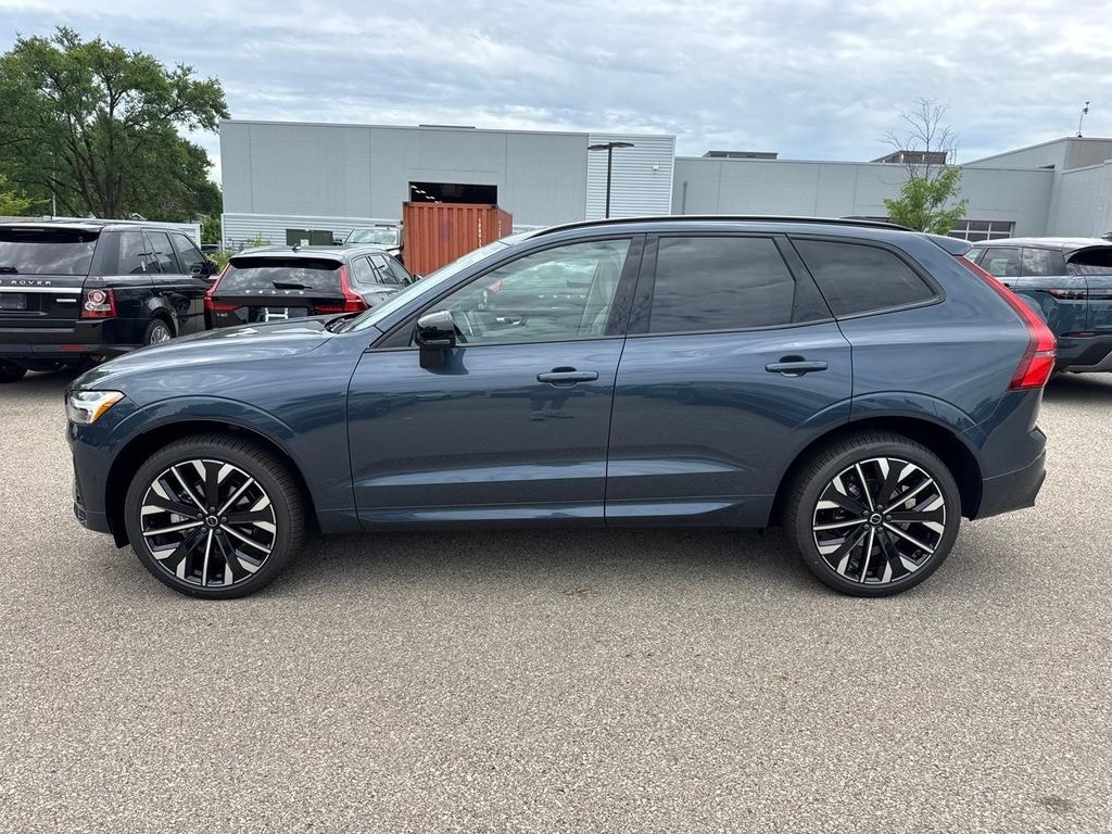 New 2026 Volvo XC60 B5 Ultra SUV