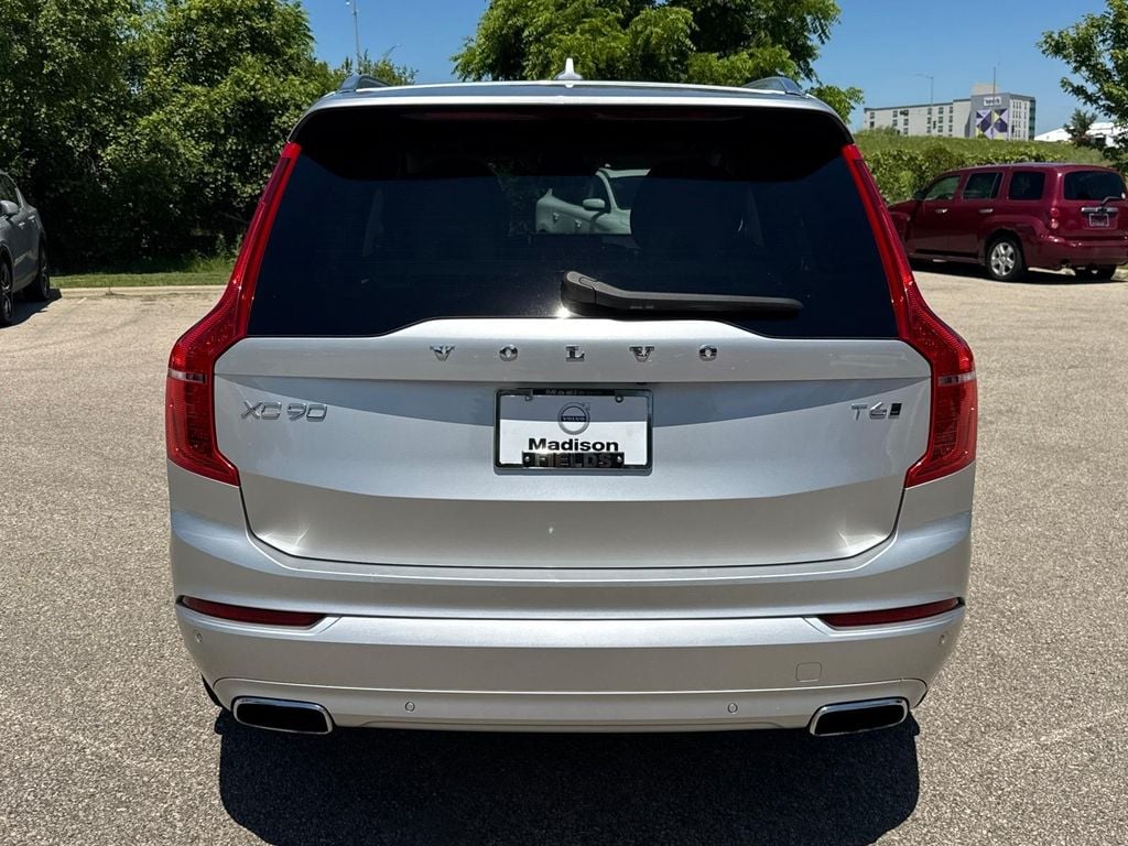 Used 2020 Volvo XC90 T6 Momentum 7 Passenger SUV