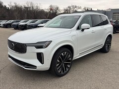 2026 Volvo XC90 plug-in hybrid T8 Ultra 7-Seater eAWD SUV